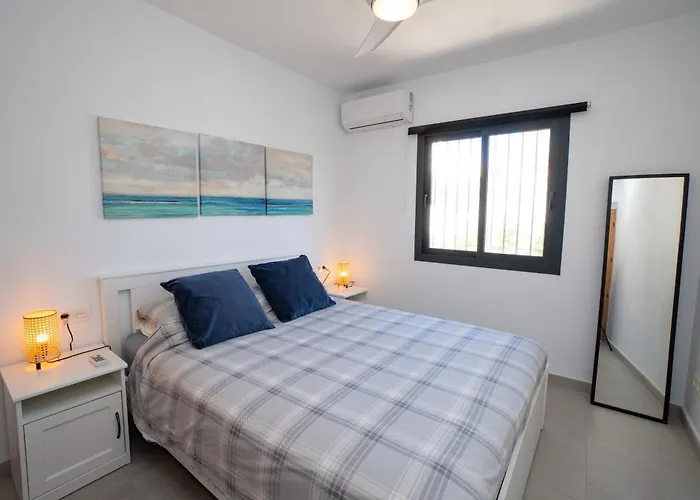 Almendros Nº5 Menyber Nerja