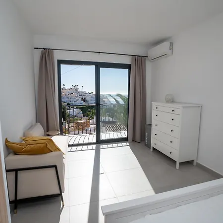 Almendros Nº5 Menyber Nerja